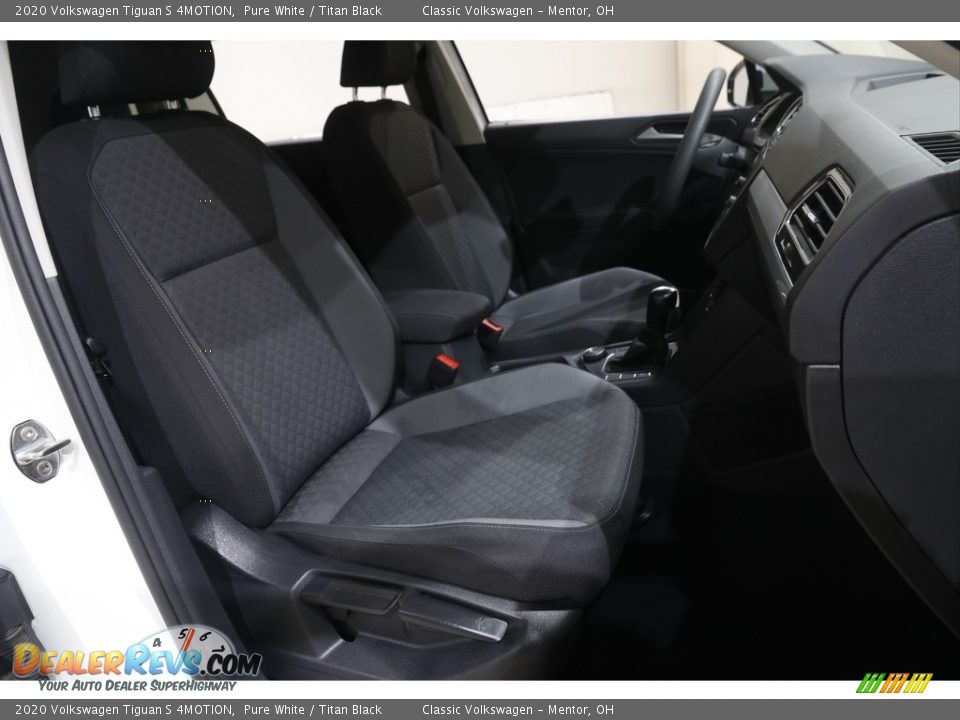 2020 Volkswagen Tiguan S 4MOTION Pure White / Titan Black Photo #14
