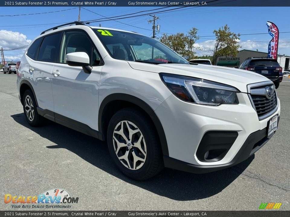 Front 3/4 View of 2021 Subaru Forester 2.5i Premium Photo #1