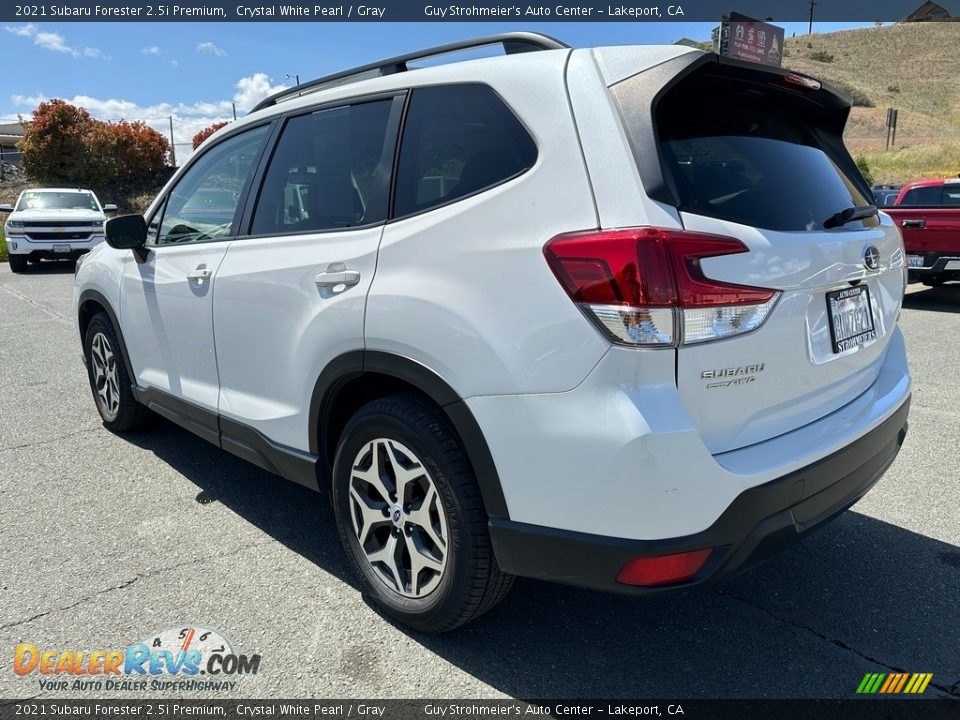 2021 Subaru Forester 2.5i Premium Crystal White Pearl / Gray Photo #4