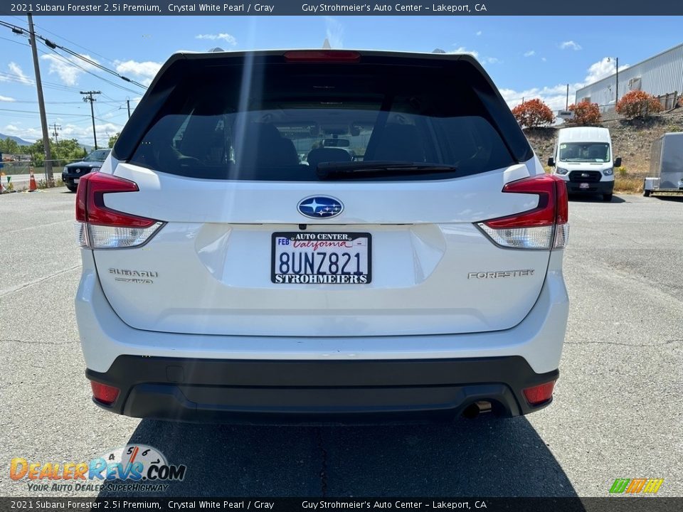 2021 Subaru Forester 2.5i Premium Crystal White Pearl / Gray Photo #5