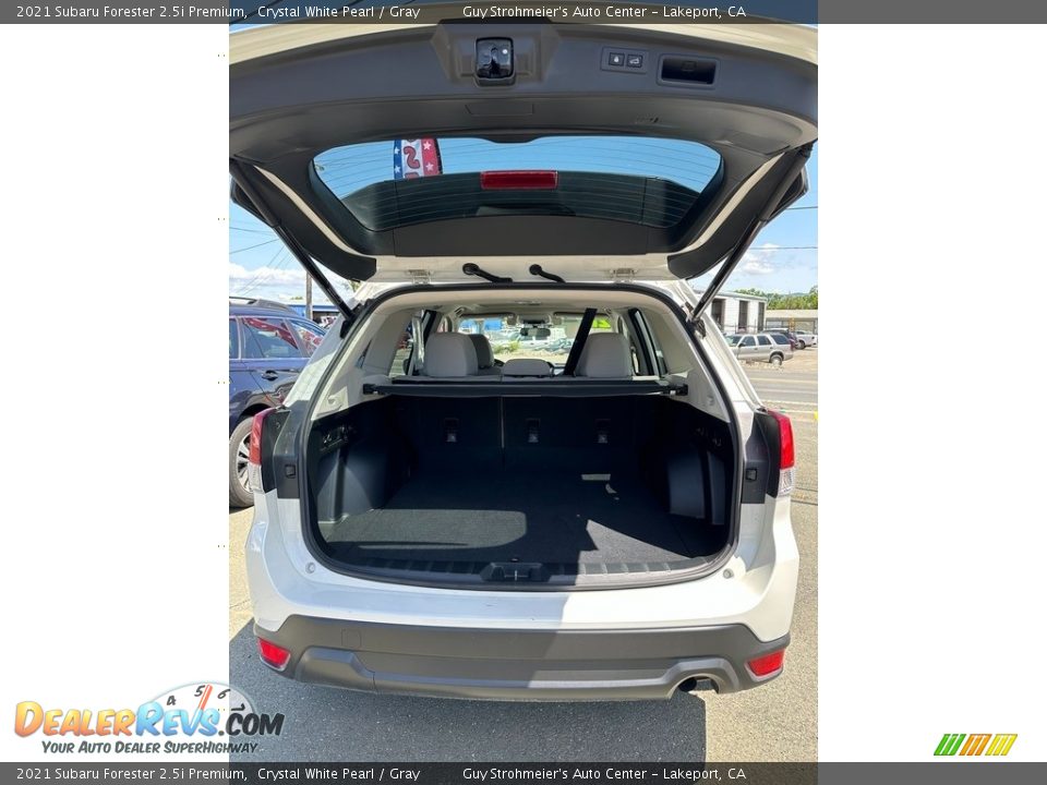 2021 Subaru Forester 2.5i Premium Crystal White Pearl / Gray Photo #7