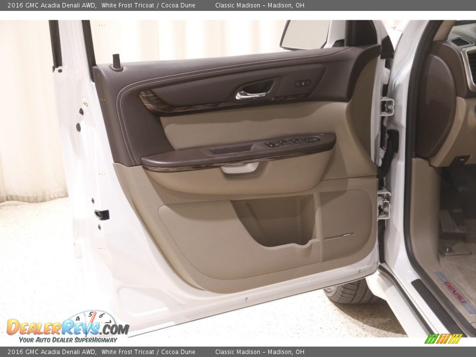2016 GMC Acadia Denali AWD White Frost Tricoat / Cocoa Dune Photo #4