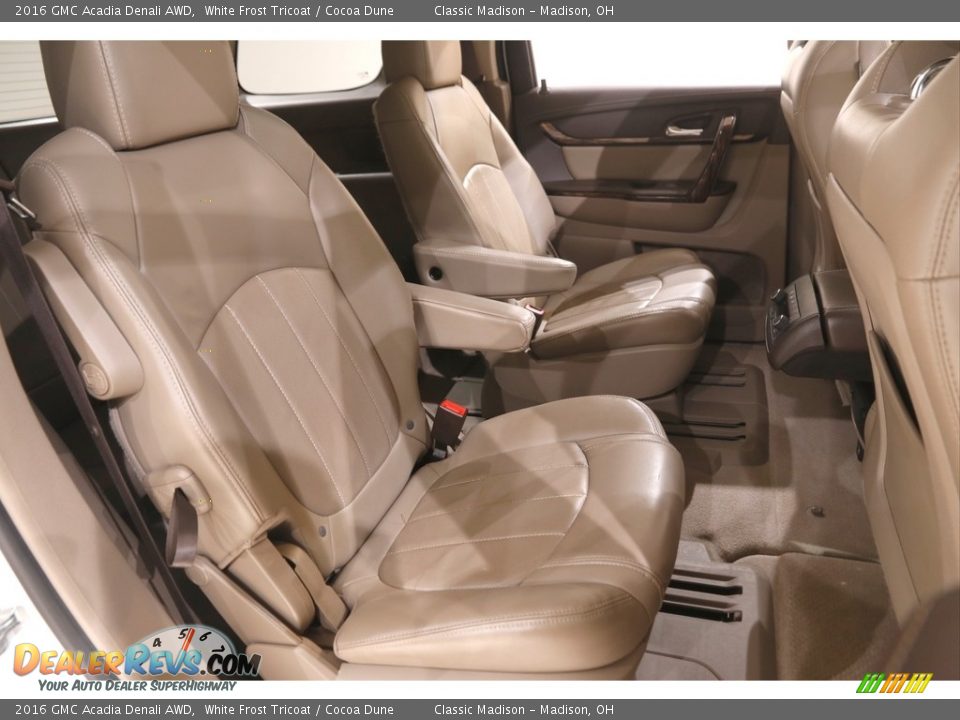2016 GMC Acadia Denali AWD White Frost Tricoat / Cocoa Dune Photo #17