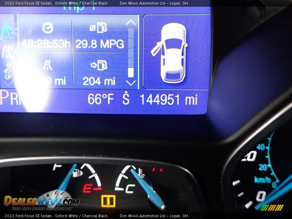 2013 Ford Focus SE Sedan Oxford White / Charcoal Black Photo #29