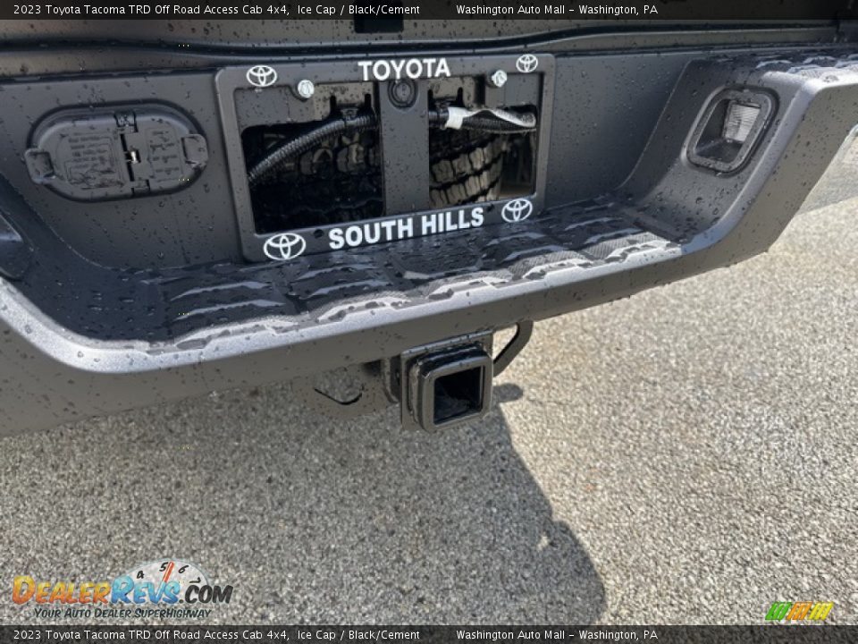 2023 Toyota Tacoma TRD Off Road Access Cab 4x4 Ice Cap / Black/Cement Photo #23