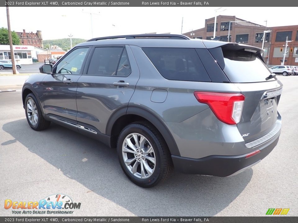 2023 Ford Explorer XLT 4WD Carbonized Gray Metallic / Sandstone Photo #6