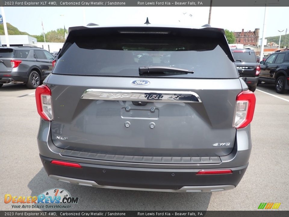 2023 Ford Explorer XLT 4WD Carbonized Gray Metallic / Sandstone Photo #7