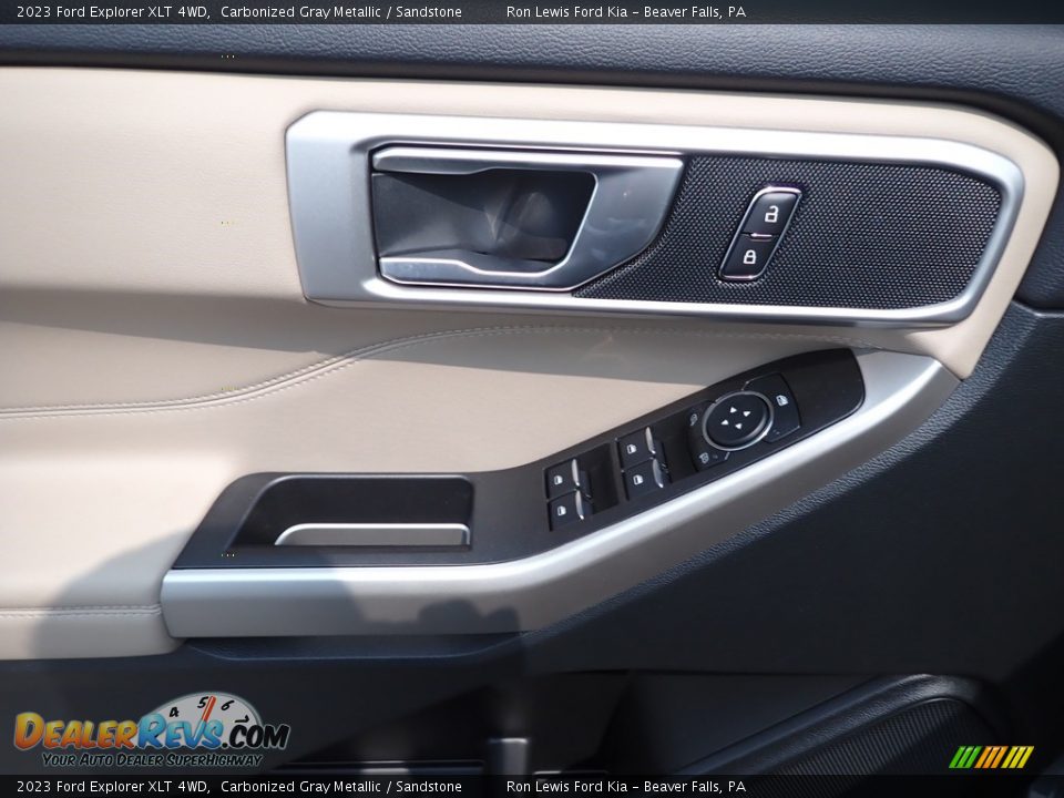 2023 Ford Explorer XLT 4WD Carbonized Gray Metallic / Sandstone Photo #14