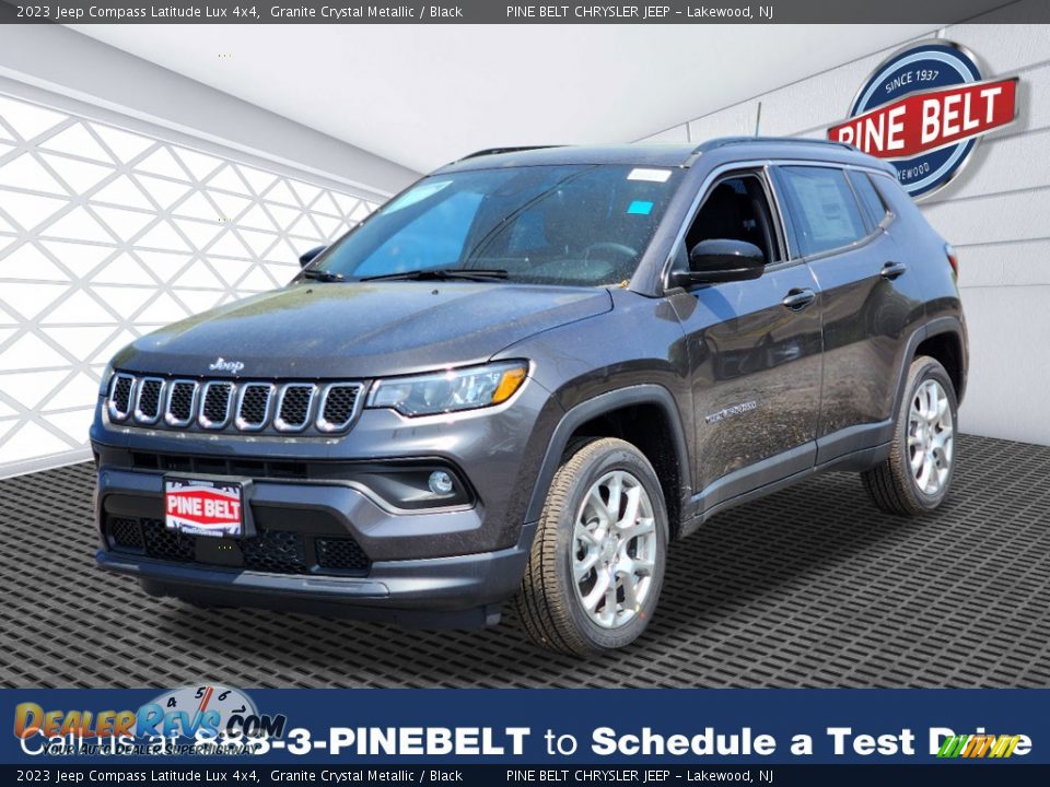 2023 Jeep Compass Latitude Lux 4x4 Granite Crystal Metallic / Black Photo #1