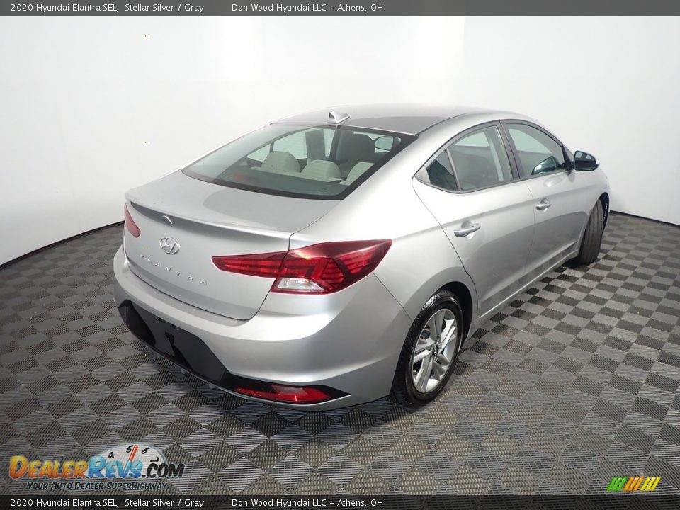 2020 Hyundai Elantra SEL Stellar Silver / Gray Photo #17