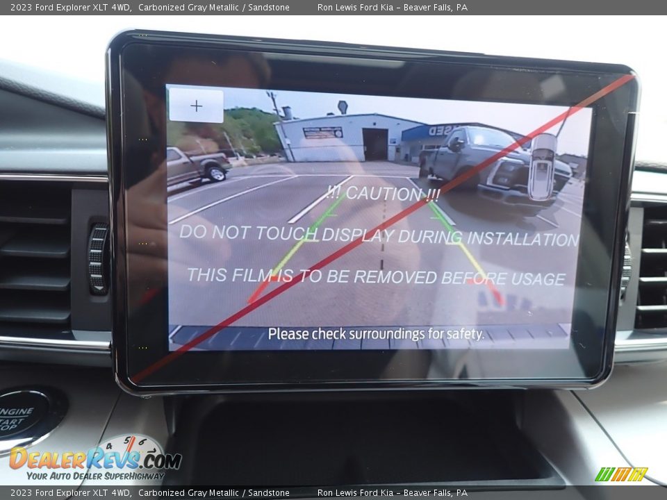 2023 Ford Explorer XLT 4WD Carbonized Gray Metallic / Sandstone Photo #17