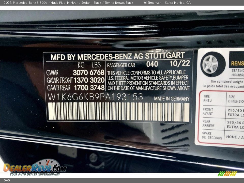 Mercedes-Benz Color Code 040 Black