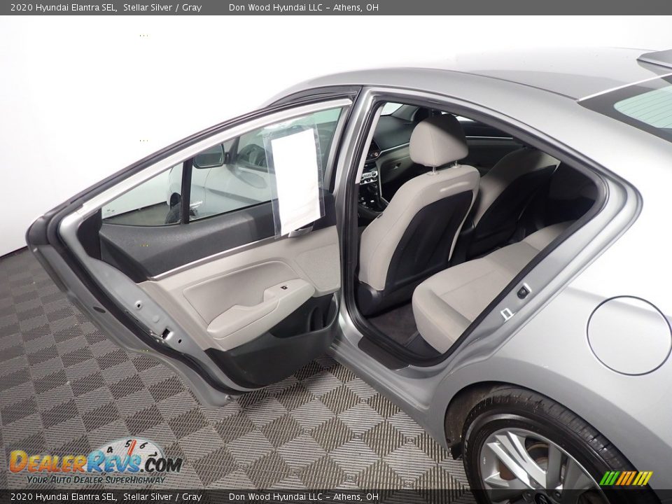 2020 Hyundai Elantra SEL Stellar Silver / Gray Photo #31
