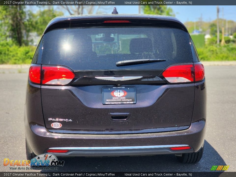 2017 Chrysler Pacifica Touring L Dark Cordovan Pearl / Cognac/Alloy/Toffee Photo #4