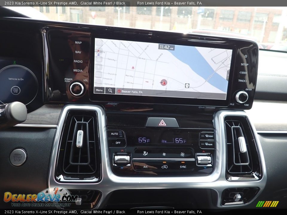 Controls of 2023 Kia Sorento X-Line SX Prestige AWD Photo #15