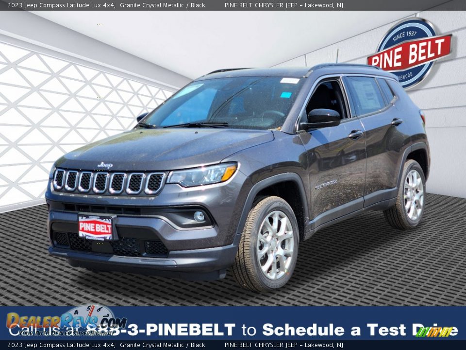 2023 Jeep Compass Latitude Lux 4x4 Granite Crystal Metallic / Black Photo #1