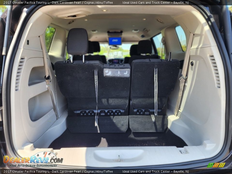 2017 Chrysler Pacifica Touring L Dark Cordovan Pearl / Cognac/Alloy/Toffee Photo #20