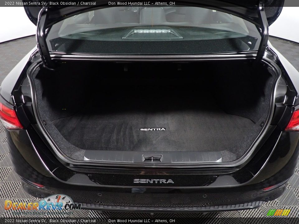 2022 Nissan Sentra SV Black Obsidian / Charcoal Photo #15
