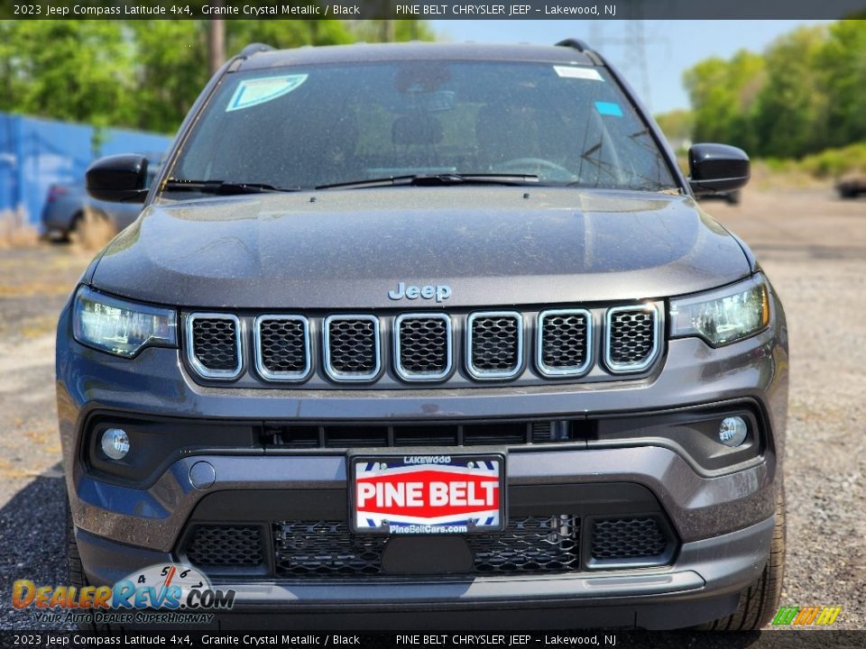 2023 Jeep Compass Latitude 4x4 Granite Crystal Metallic / Black Photo #2