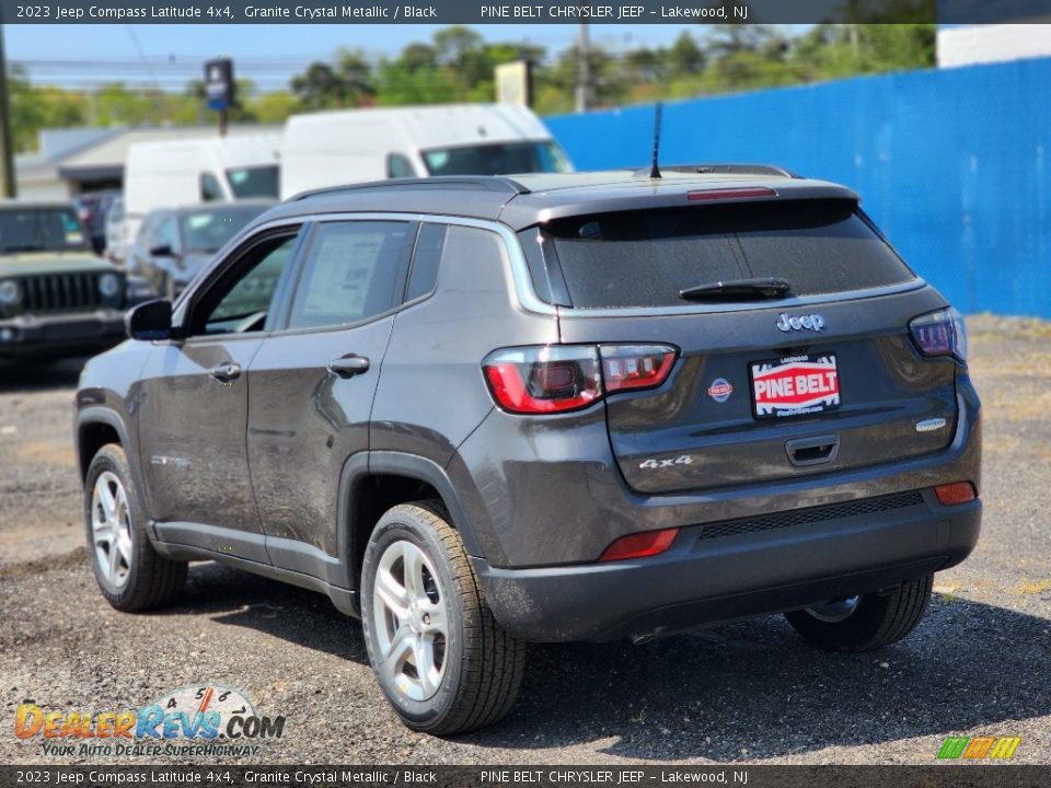 2023 Jeep Compass Latitude 4x4 Granite Crystal Metallic / Black Photo #4