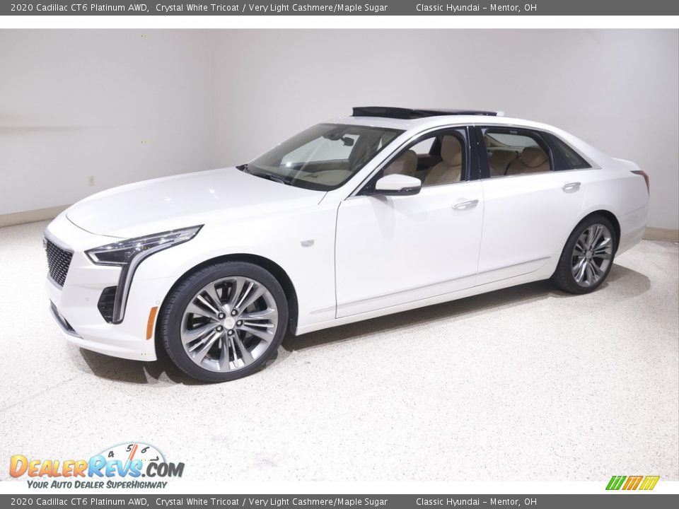 Front 3/4 View of 2020 Cadillac CT6 Platinum AWD Photo #3