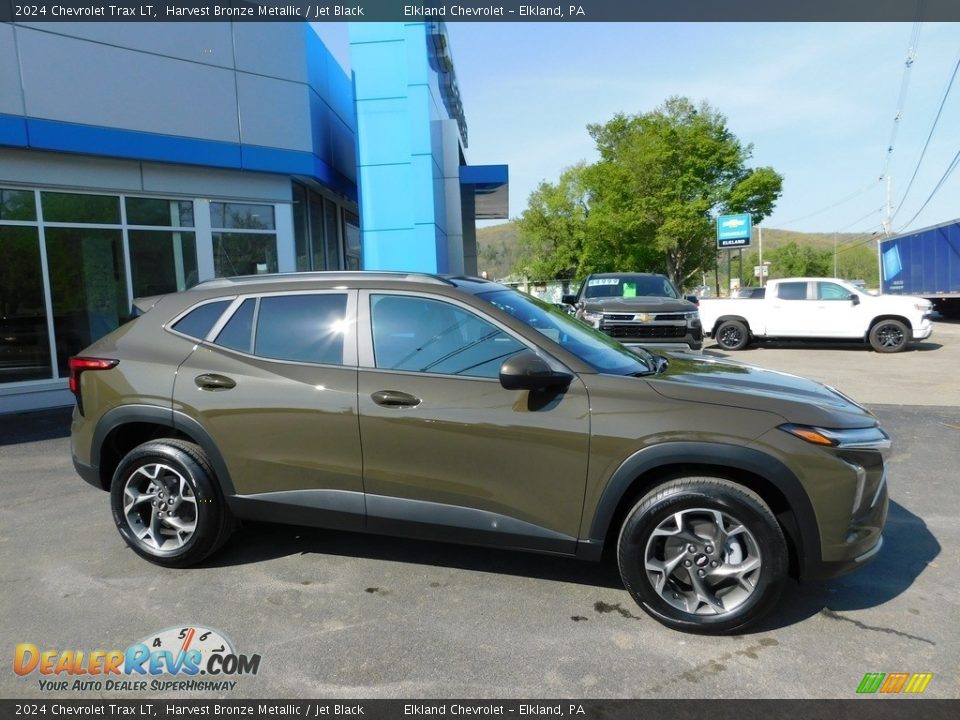 2024 Chevrolet Trax LT Harvest Bronze Metallic / Jet Black Photo #3