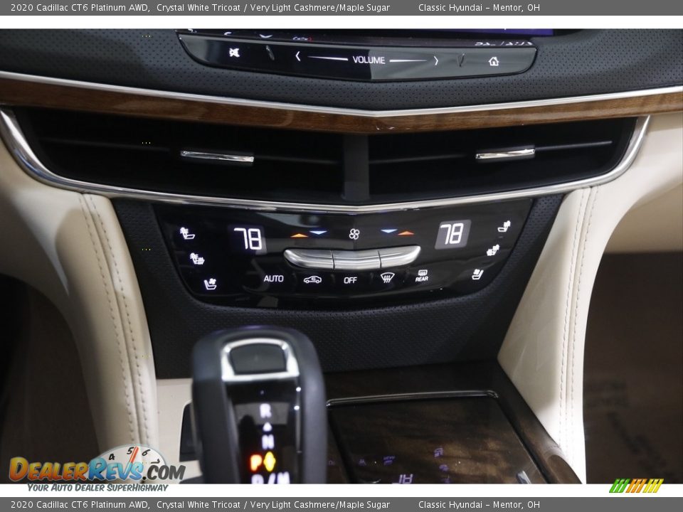 Controls of 2020 Cadillac CT6 Platinum AWD Photo #15