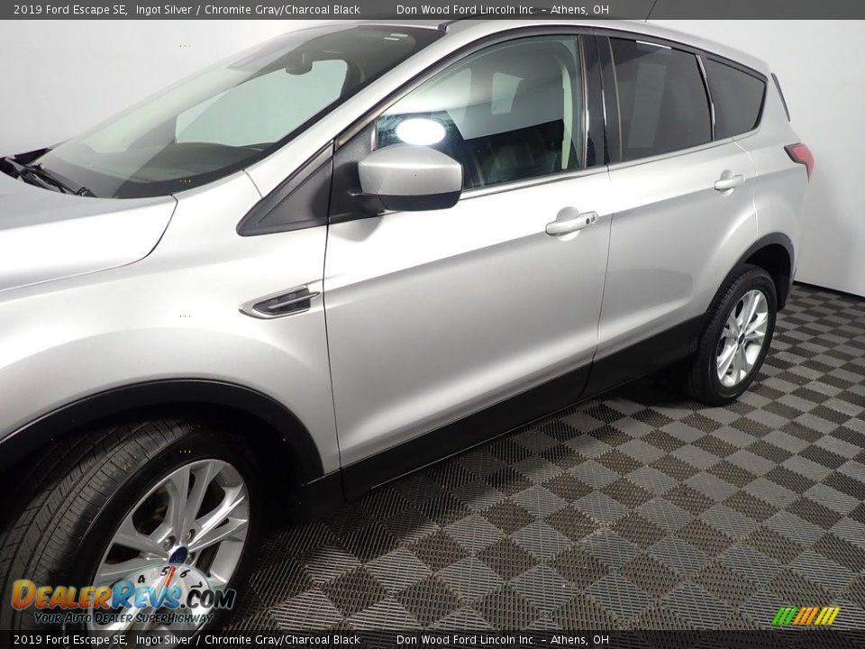 2019 Ford Escape SE Ingot Silver / Chromite Gray/Charcoal Black Photo #10