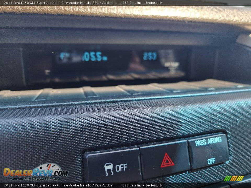 2011 Ford F150 XLT SuperCab 4x4 Pale Adobe Metallic / Pale Adobe Photo #18