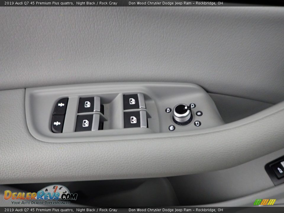Door Panel of 2019 Audi Q7 45 Premium Plus quattro Photo #15