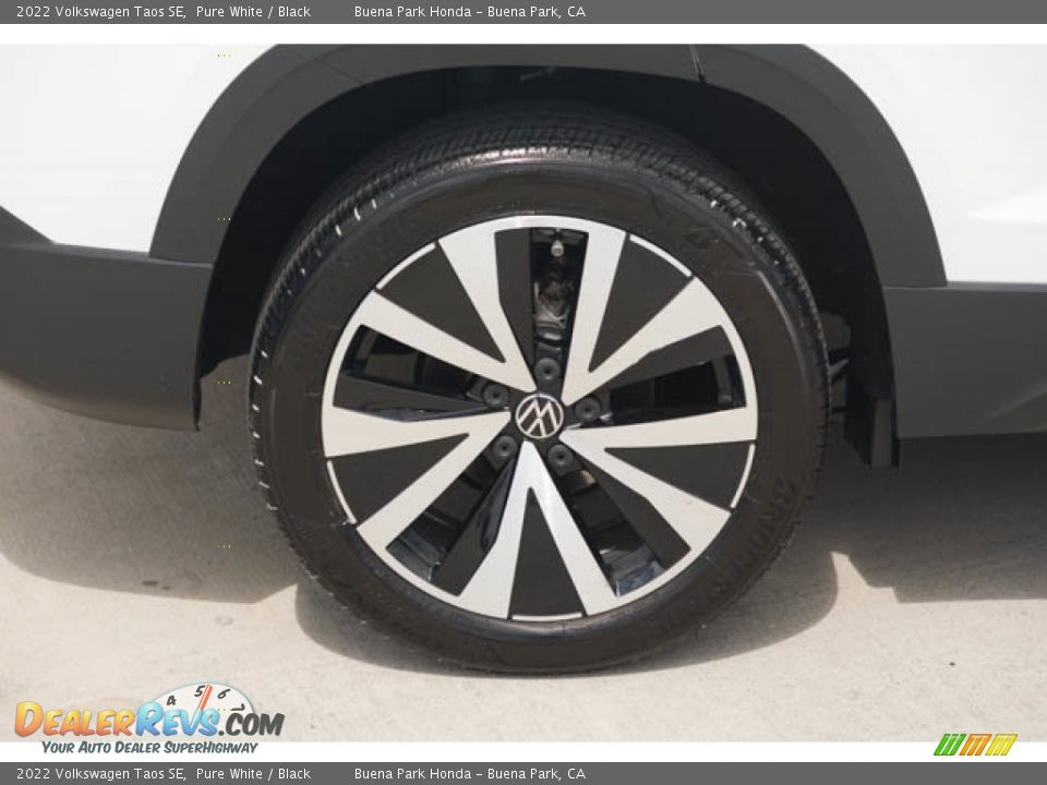 2022 Volkswagen Taos SE Wheel Photo #36