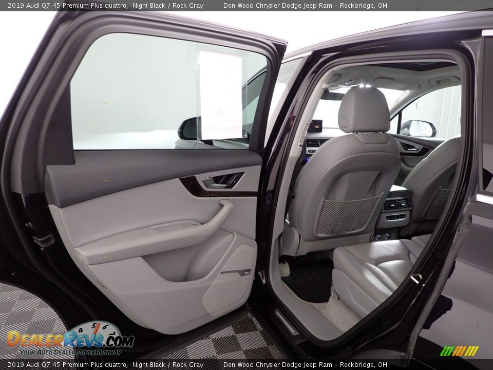Rear Seat of 2019 Audi Q7 45 Premium Plus quattro Photo #27