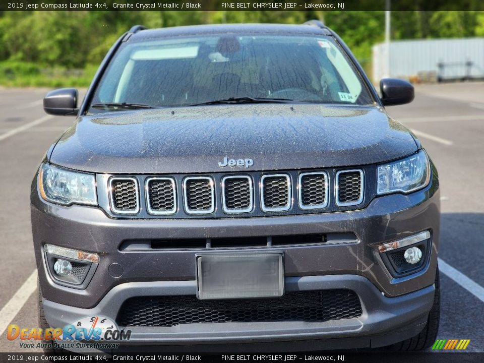 2019 Jeep Compass Latitude 4x4 Granite Crystal Metallic / Black Photo #2