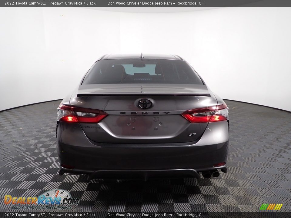 2022 Toyota Camry SE Predawn Gray Mica / Black Photo #9