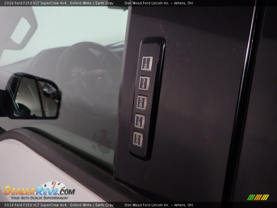 2019 Ford F150 XLT SuperCrew 4x4 Oxford White / Earth Gray Photo #17