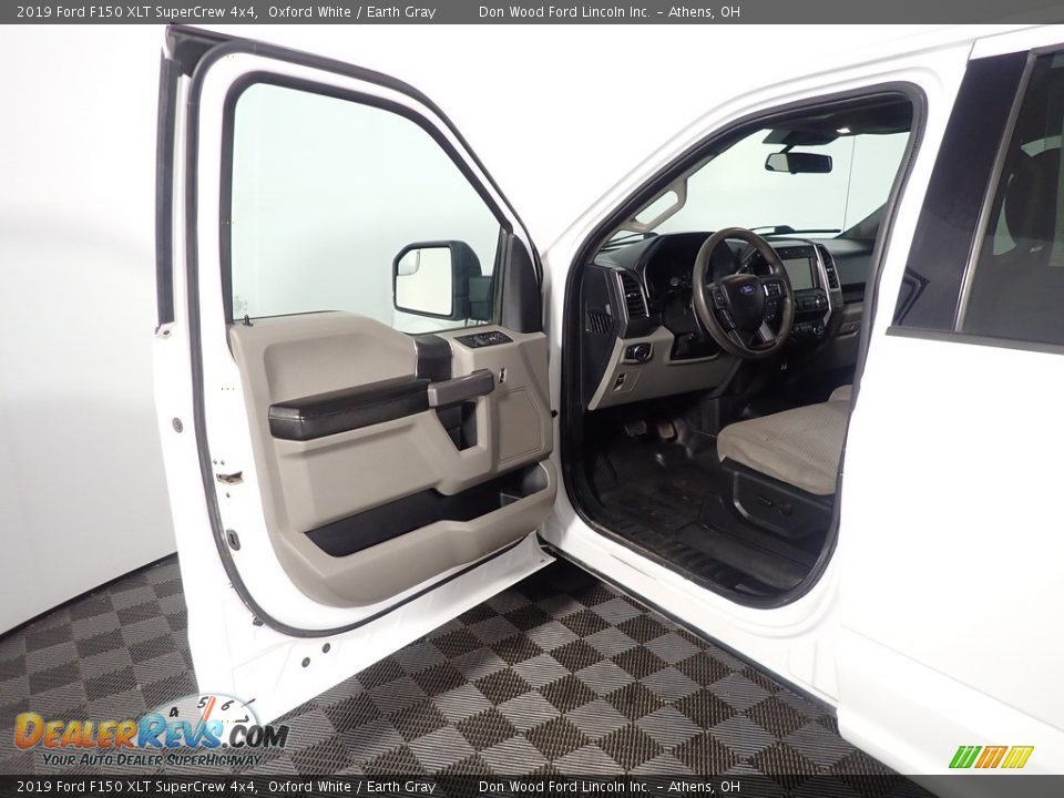 2019 Ford F150 XLT SuperCrew 4x4 Oxford White / Earth Gray Photo #18