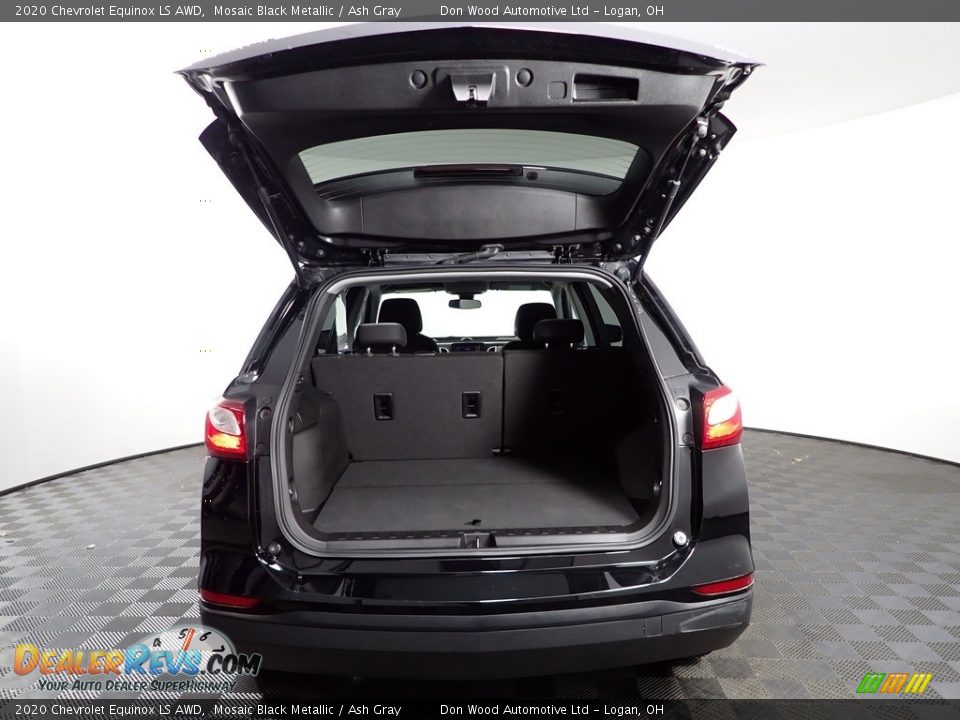 2020 Chevrolet Equinox LS AWD Mosaic Black Metallic / Ash Gray Photo #8