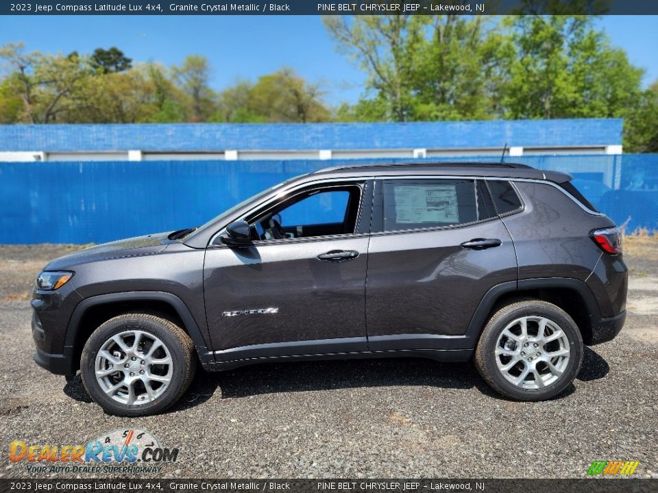 2023 Jeep Compass Latitude Lux 4x4 Granite Crystal Metallic / Black Photo #3