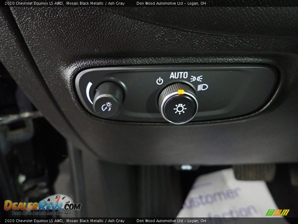 2020 Chevrolet Equinox LS AWD Mosaic Black Metallic / Ash Gray Photo #15