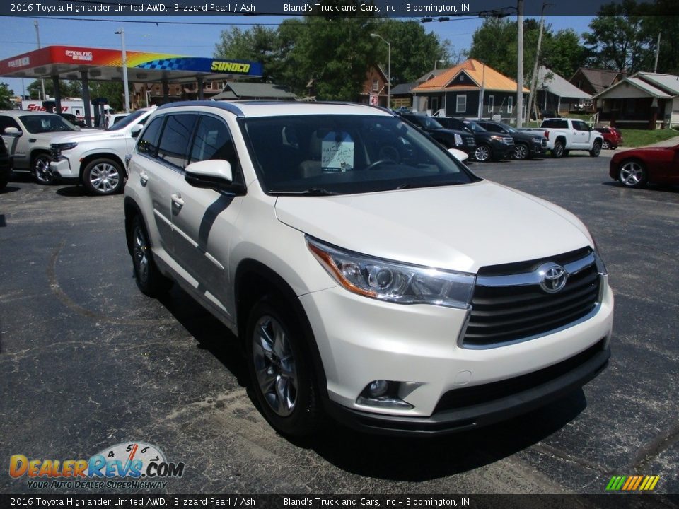 2016 Toyota Highlander Limited AWD Blizzard Pearl / Ash Photo #5