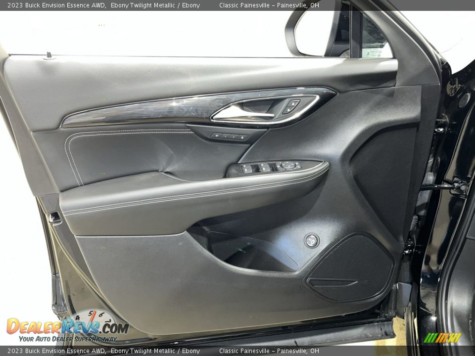 Door Panel of 2023 Buick Envision Essence AWD Photo #20