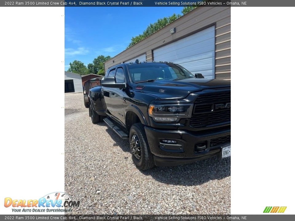 2022 Ram 3500 Limited Crew Cab 4x4 Diamond Black Crystal Pearl / Black Photo #1