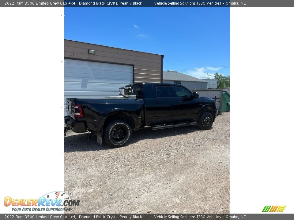 2022 Ram 3500 Limited Crew Cab 4x4 Diamond Black Crystal Pearl / Black Photo #3