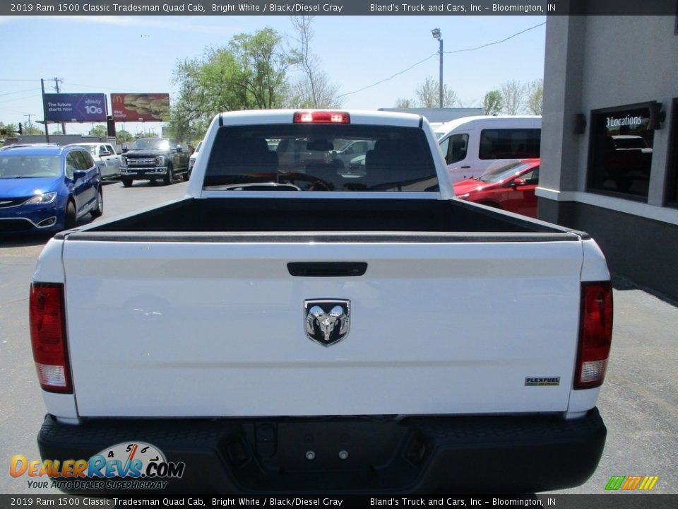 2019 Ram 1500 Classic Tradesman Quad Cab Bright White / Black/Diesel Gray Photo #21