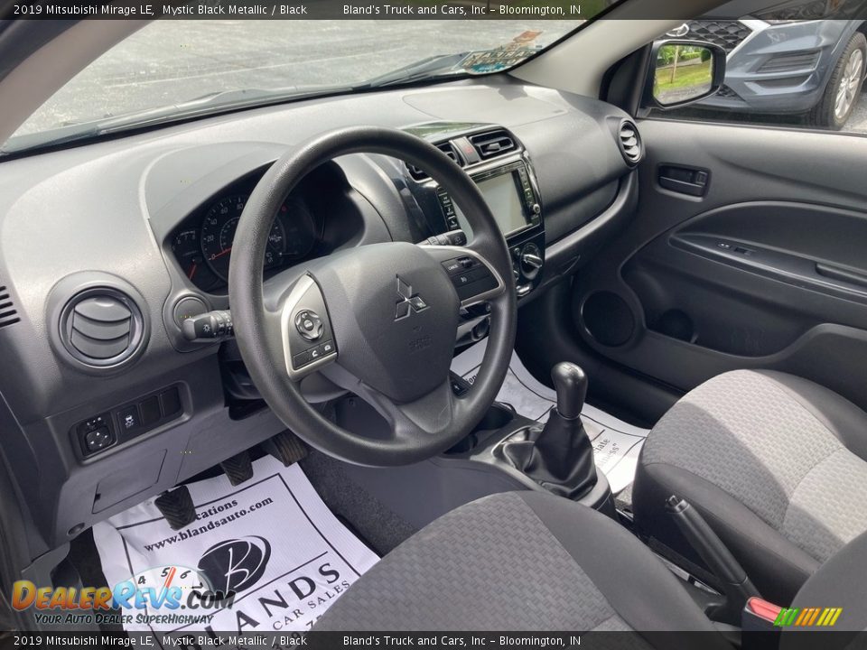 Black Interior - 2019 Mitsubishi Mirage LE Photo #12