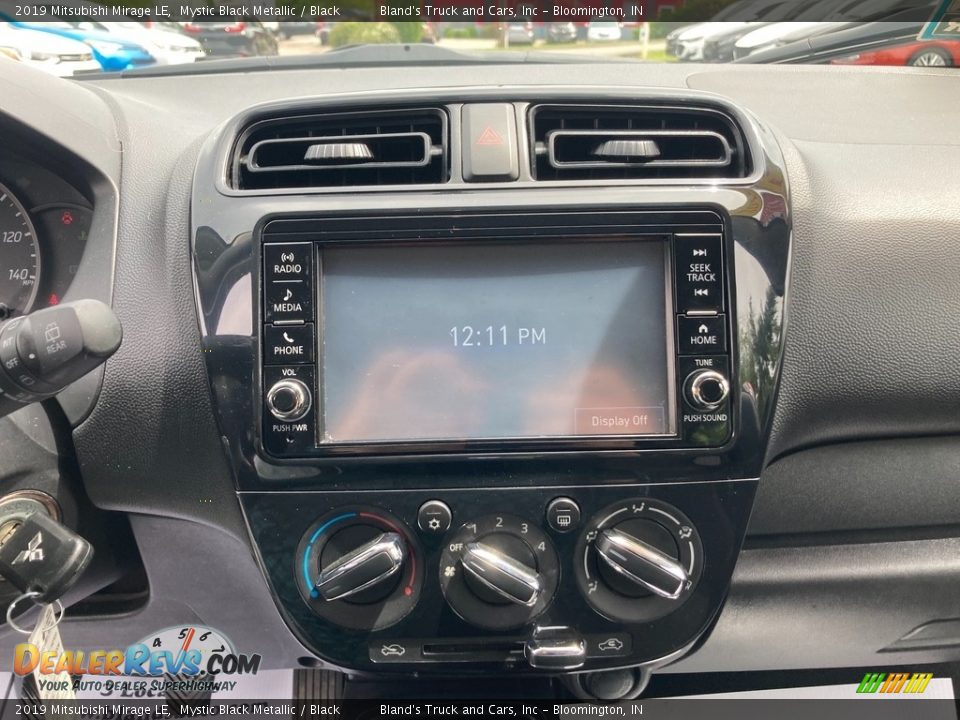 Controls of 2019 Mitsubishi Mirage LE Photo #27