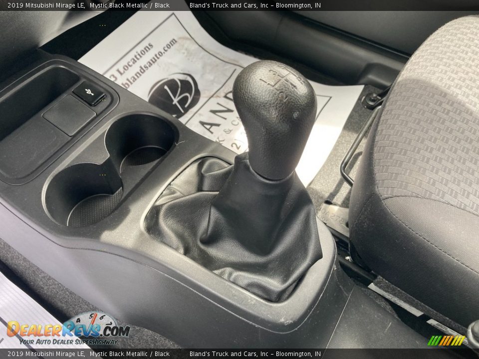 2019 Mitsubishi Mirage LE Shifter Photo #32