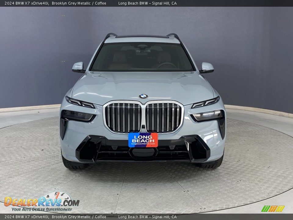 2024 BMW X7 xDrive40i Brooklyn Grey Metallic / Coffee Photo #2