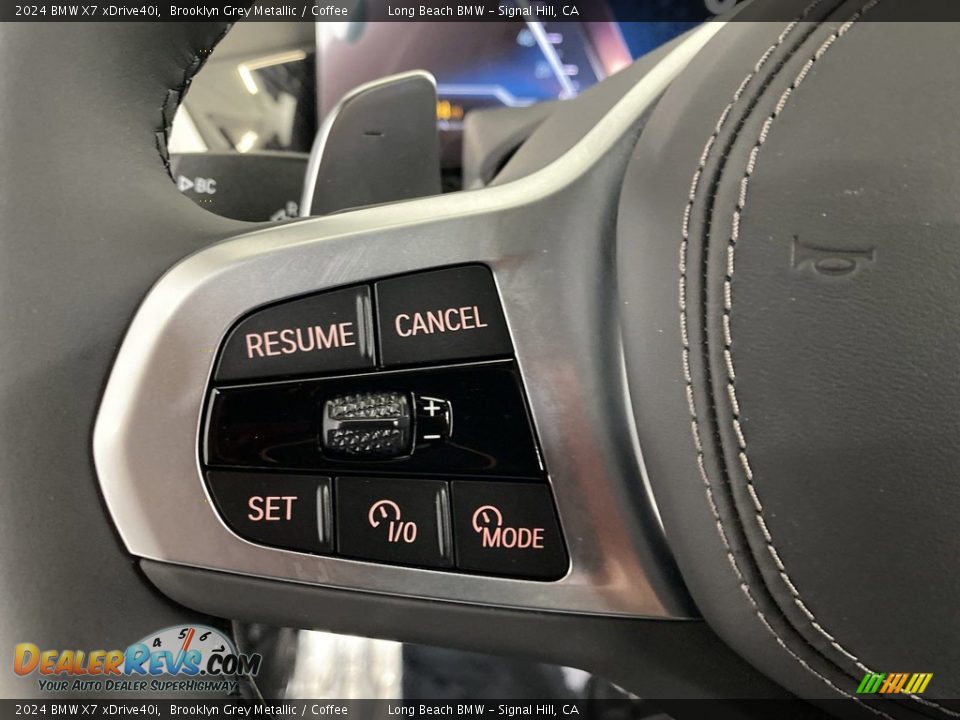 2024 BMW X7 xDrive40i Steering Wheel Photo #15