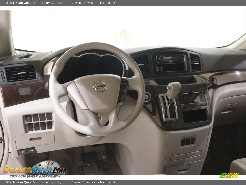 Dashboard of 2016 Nissan Quest S Photo #6